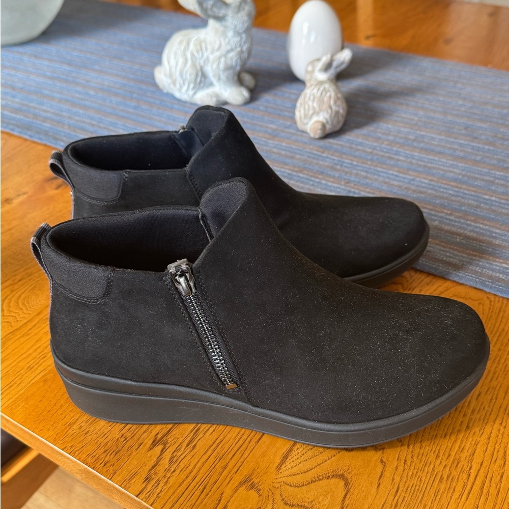 Sleek Black Ankle Booties with Side Zippers